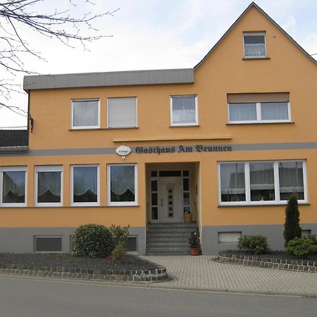 Illerich Gasthaus Am Brunnen מראה חיצוני תמונה