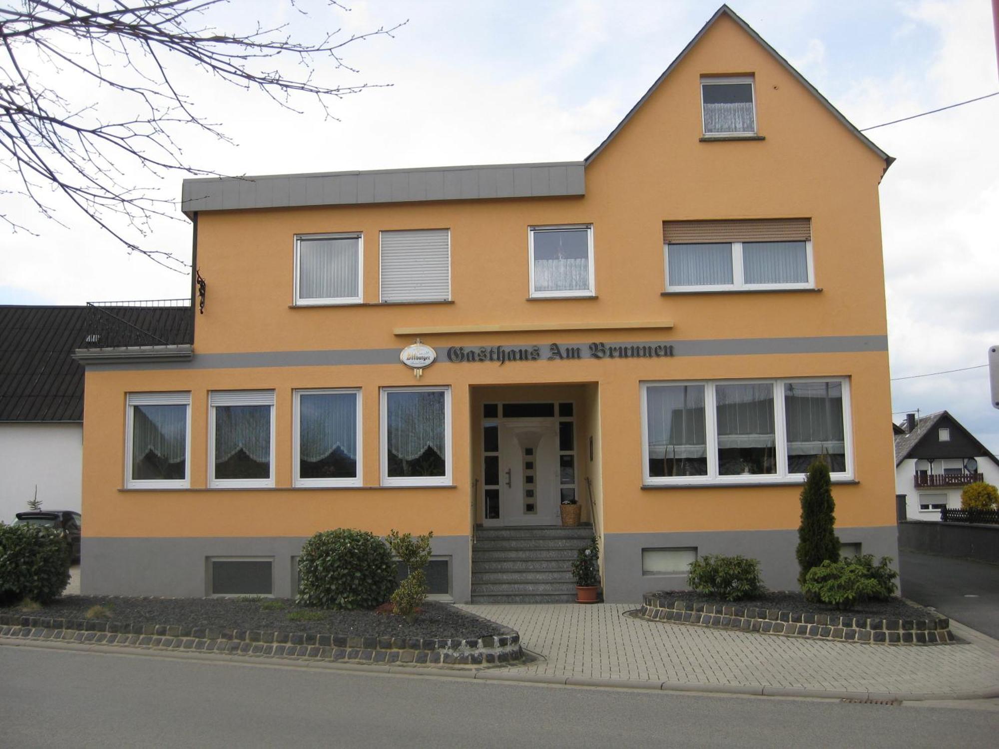 Illerich Gasthaus Am Brunnen מראה חיצוני תמונה